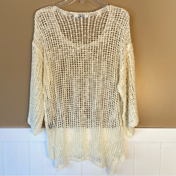 Closet Chic Small Crocheted Lace Cover Up - Picture 3 of 8